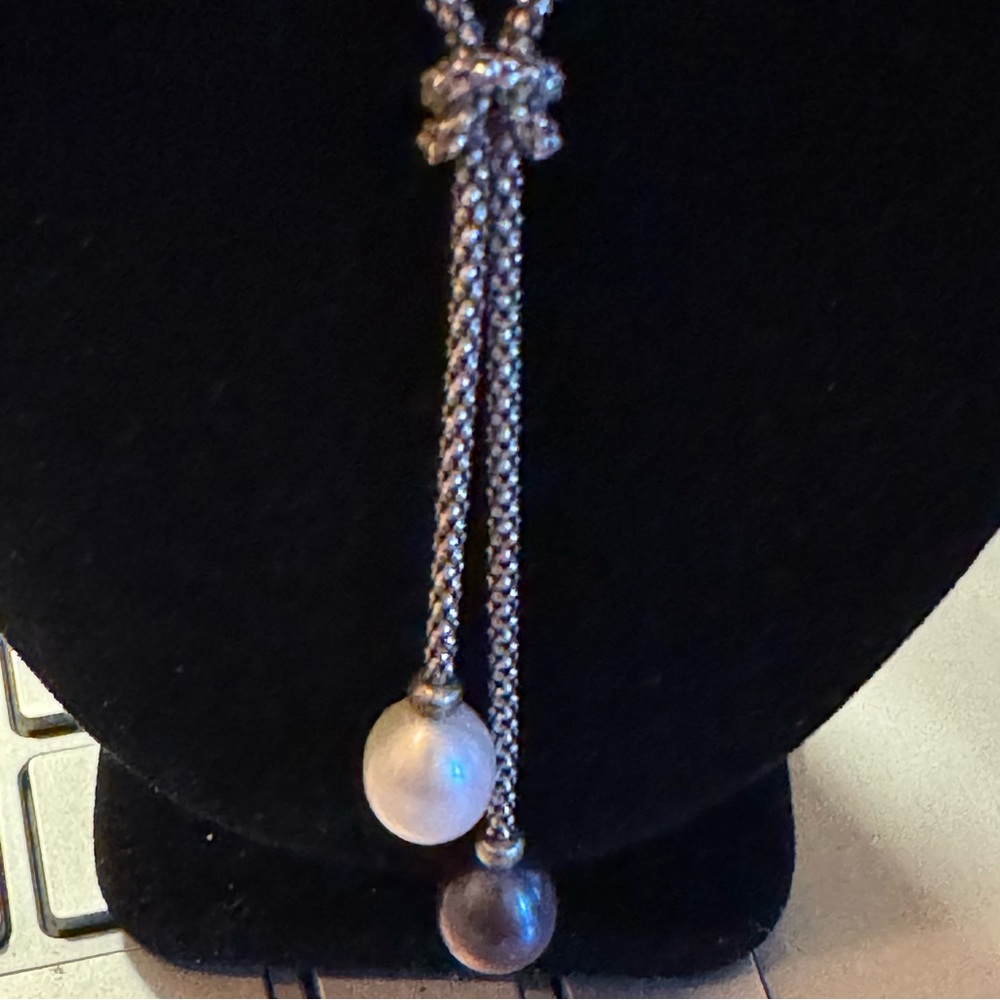 Elegant Silver and White Pendant Necklace